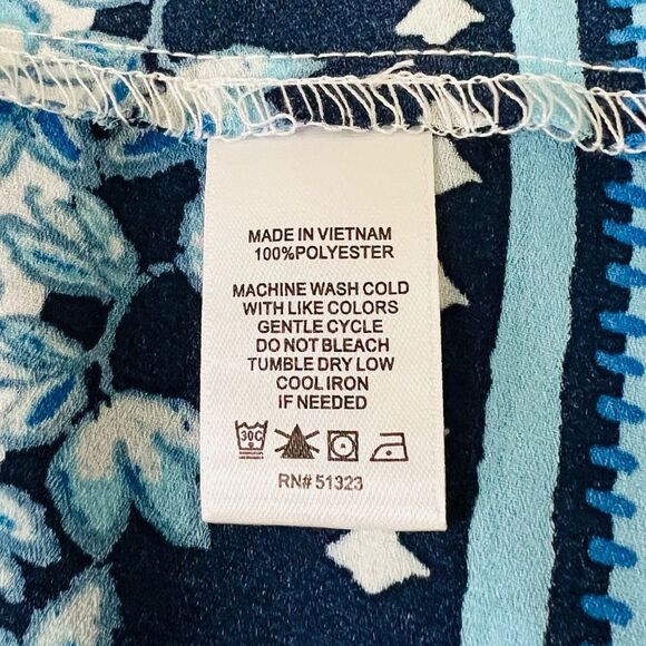 CeCe Women’s Tops Size XL Blue and White Floral Blouse - Picture 8 of 10